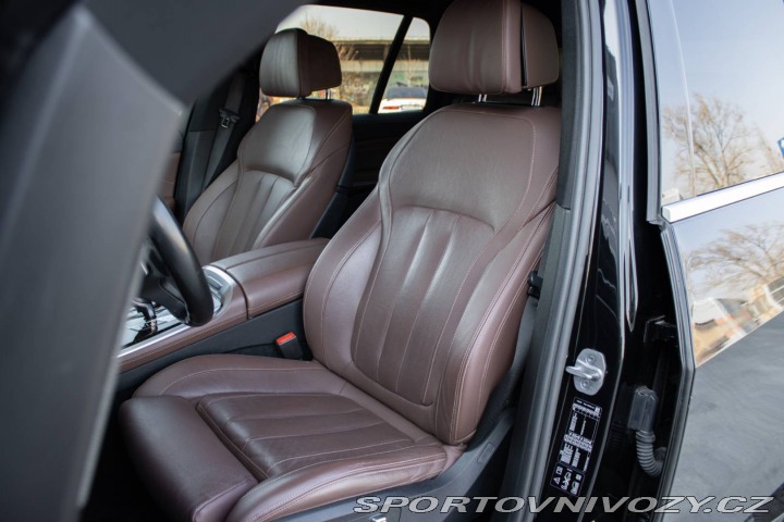 BMW X5 xDrive40d mHEV M-paket, 2021