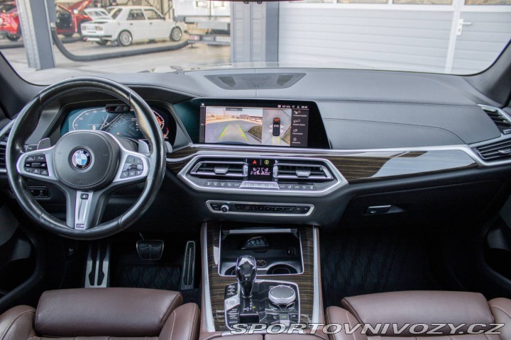 BMW X5 xDrive40d mHEV M-paket, 2021
