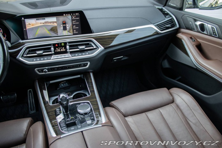 BMW X5 xDrive40d mHEV M-paket, 2021