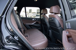 BMW X5 xDrive40d mHEV M-paket, 2021