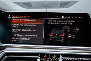 BMW X5 xDrive40d mHEV M-paket, 2021