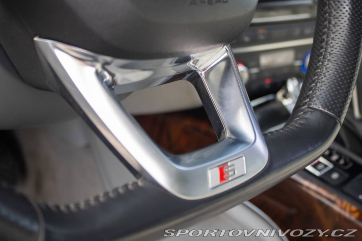 Audi A7 3.0 TDI Quattro Top výba 2011