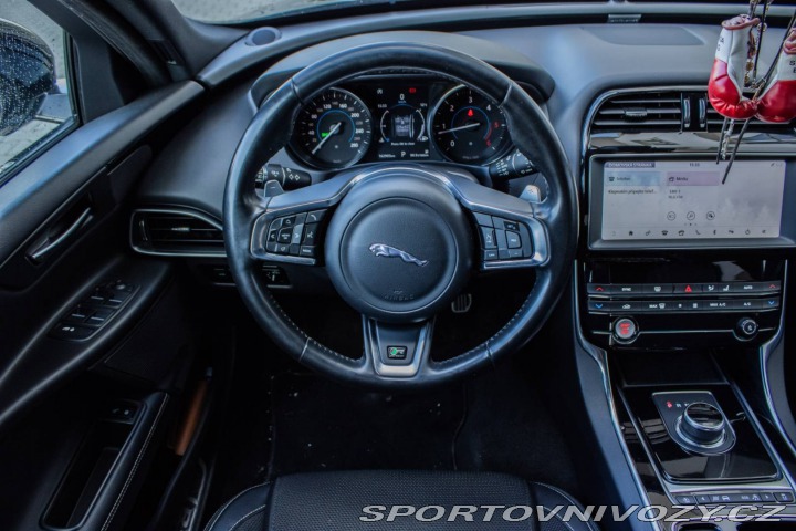 Jaguar XE 2.0 I4D R-SPORT AWD / DP 2019