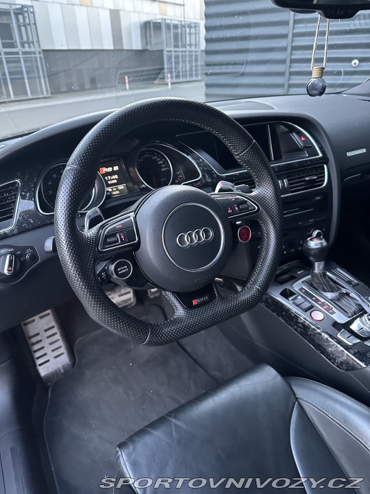 Audi RS5 B8,5 2012
