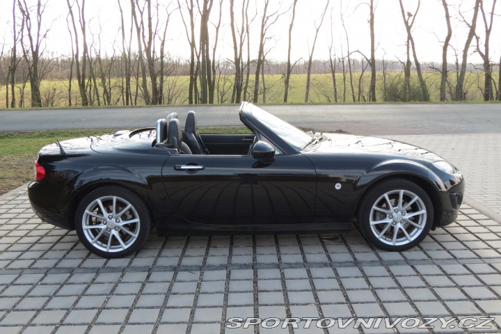 Mazda MX-5 NC FL 2.0 PRHT 2012