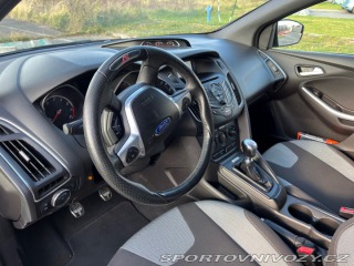 Ford Focus ST Osobní automobil 2013