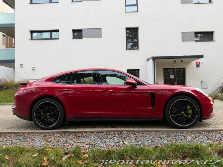 Porsche Panamera 4 E-Hybrid 2020