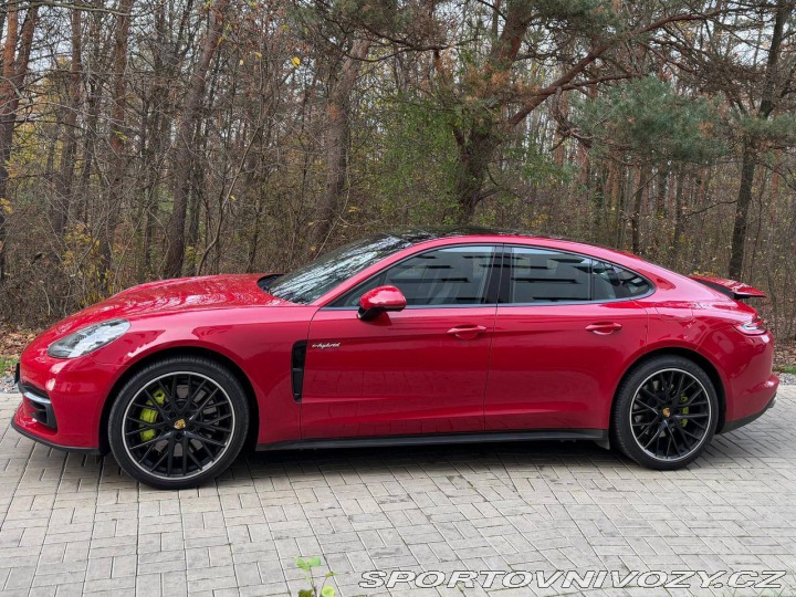 Porsche Panamera 4 E-Hybrid 2020