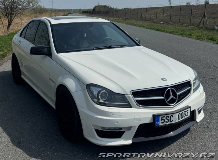 Mercedes-Benz C C63 W204 2011