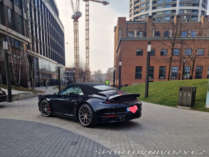 Porsche 911 carrera 4s cabrio 2024