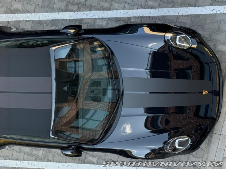 Porsche 911 carrera 4s cabrio 2024