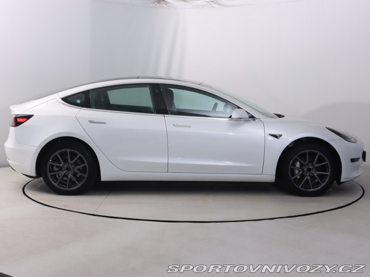 Tesla Model 3 Std Range Plus 52kWh 2020