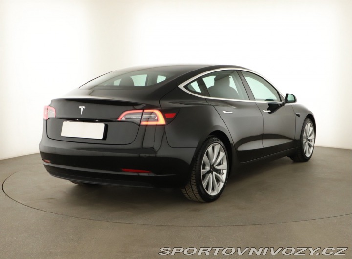 Tesla Model 3 Std Range Plus LFP 2020