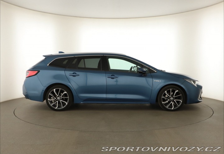 Toyota Corolla 2.0 Hybrid 2021