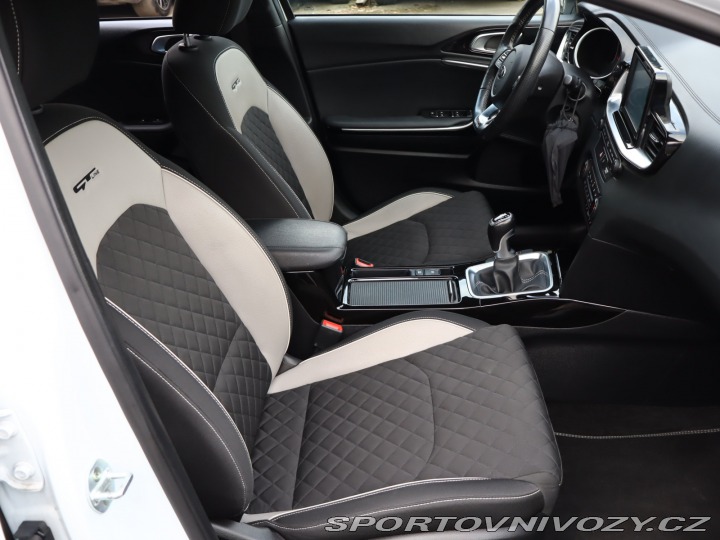 Kia ProCeed GT-Line 1.4 T-GDI 2019