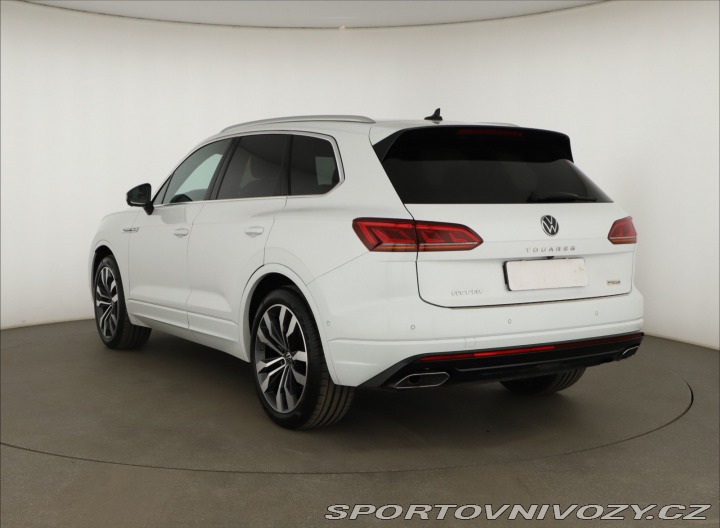 Volkswagen Ostatní modely Touareg 3.0 TDI 2021