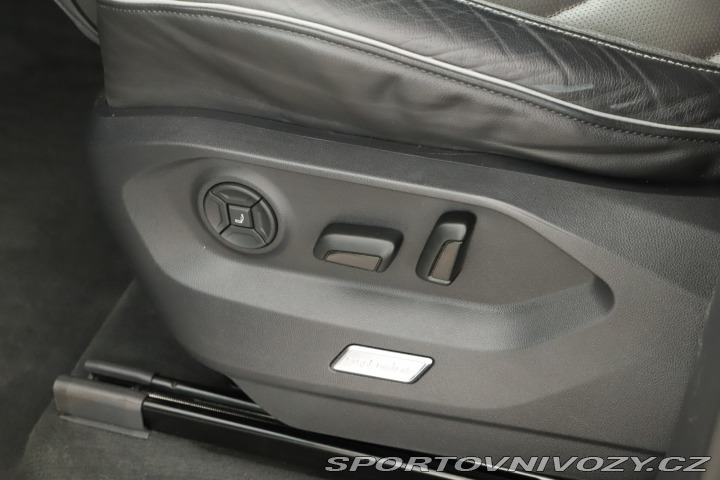 Volkswagen Ostatní modely Touareg  3.0 TDI 2021