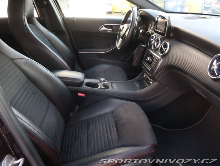 Mercedes-Benz A AMG line A 200 CDI 2013