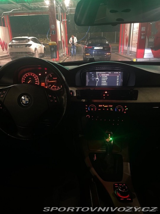 BMW 3 2,0   E90 318d r.v. 2009 2009