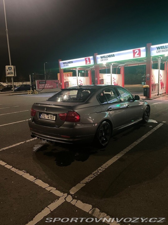 BMW 3 2,0   E90 318d r.v. 2009 2009