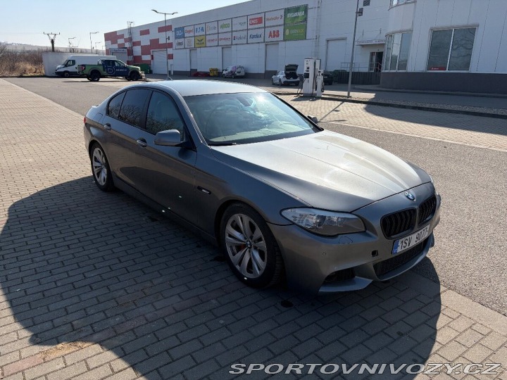 BMW 5 3,0 f10 530D 1800