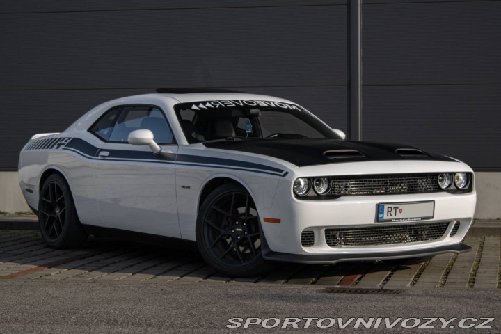 Dodge Challenger R/T 5.7 V8 277kw AT/8 20 2019