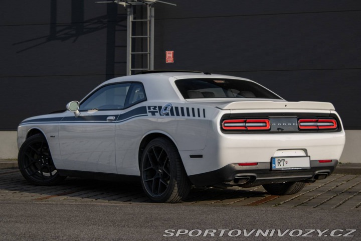 Dodge Challenger R/T 5.7 V8 277kw AT/8 20 2019
