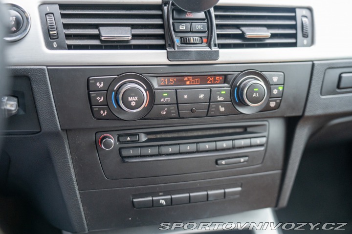 BMW 3 e93 325i (úprava na 330i) 2010