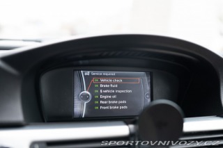 BMW 3 e93 325i (úprava na 330i) 2010