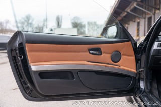 BMW 3 e93 325i (úprava na 330i) 2010