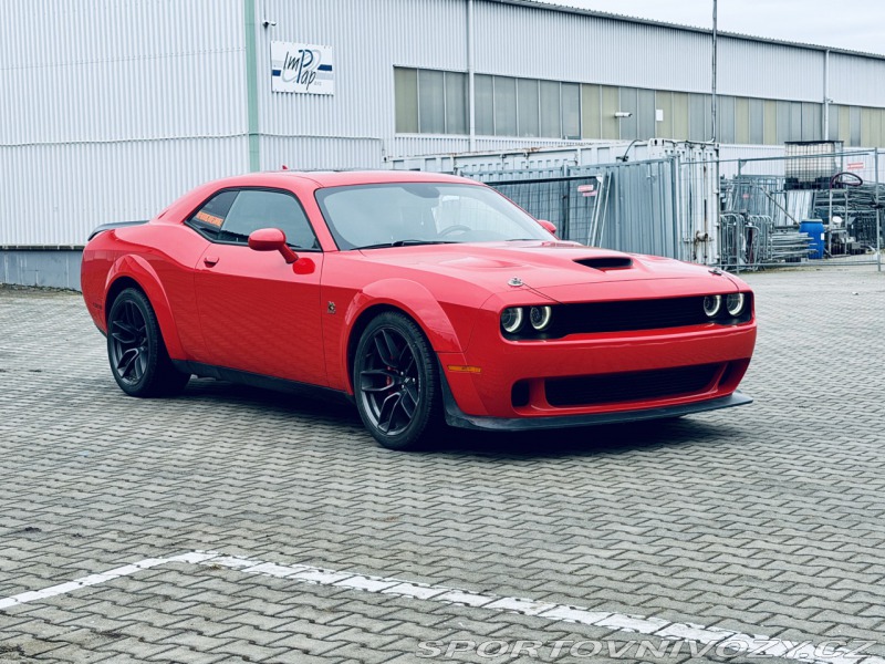 Dodge Challenger 