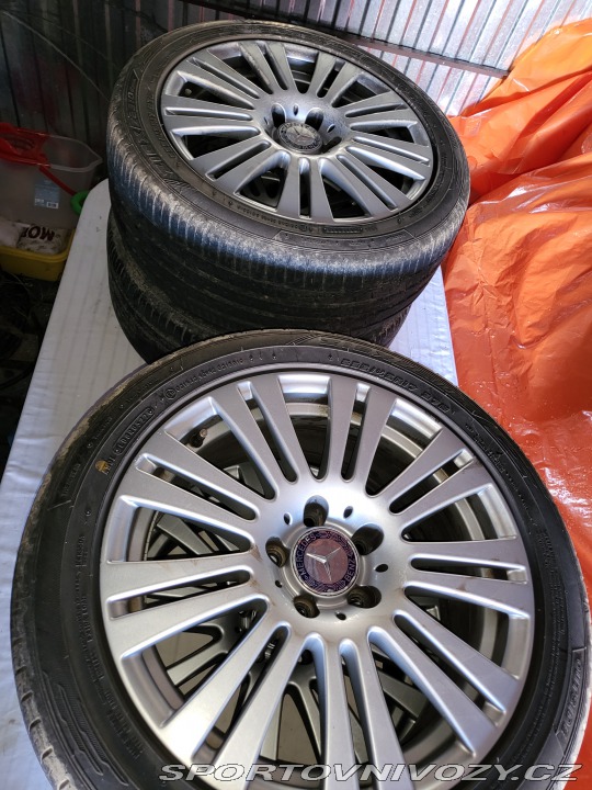 Mercedes-Benz E E 250 kupé 2010