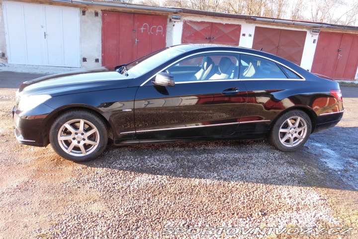 Mercedes-Benz E E 250 kupé 2010