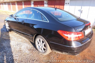 Mercedes-Benz E E 250 kupé 2010