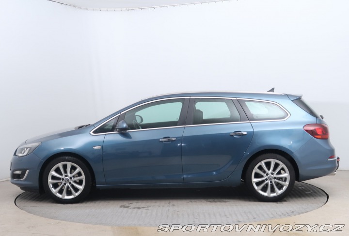 Opel Astra 2.0 CDTI 2013