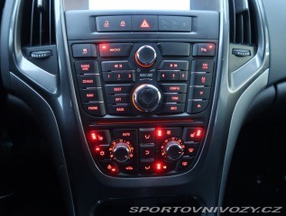 Opel Astra 2.0 CDTI 2013