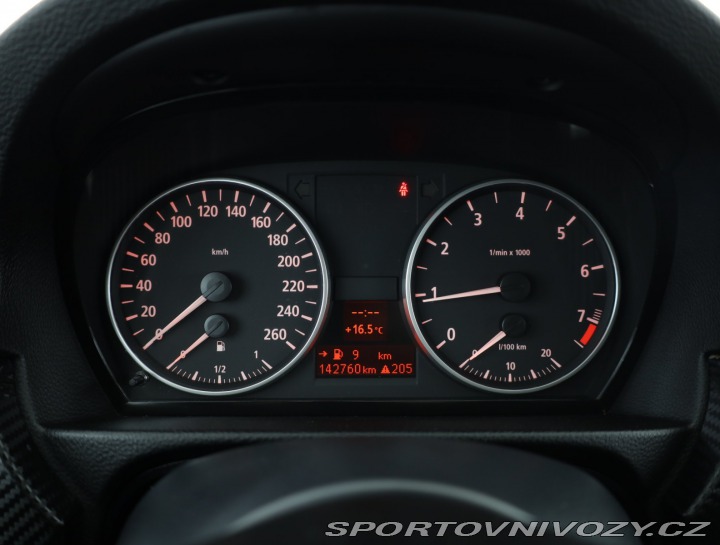 BMW 3 325 i 2005