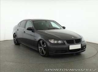 BMW 3 325 i 2005
