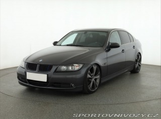 BMW 3 325 i 2005