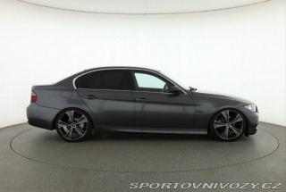 BMW 3 325 i 2005