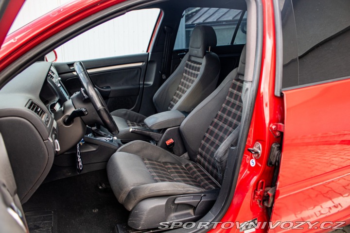 Volkswagen Golf 2.0 FSI GTI Turbo DSG. 2005