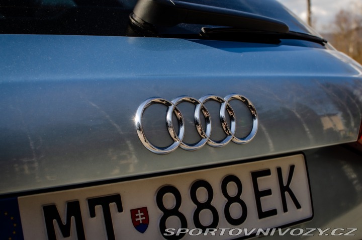 Audi A4 Avant S4 3.0 TFSI V6 qu 2011