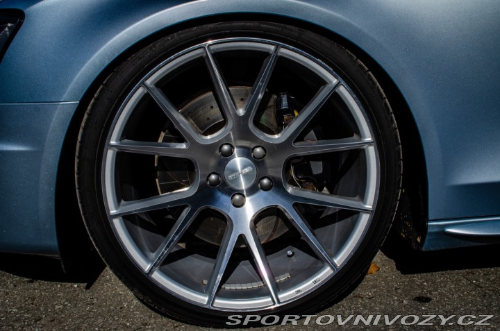 Audi A4 Avant S4 3.0 TFSI V6 qu 2011