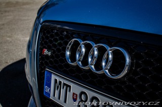 Audi A4 Avant  S4  3.0 TFSI V6 qu 2011