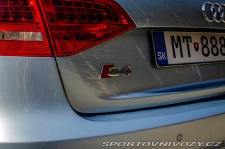 Audi A4 Avant  S4  3.0 TFSI V6 qu 2011