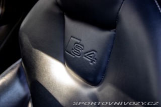 Audi A4 Avant  S4  3.0 TFSI V6 qu 2011