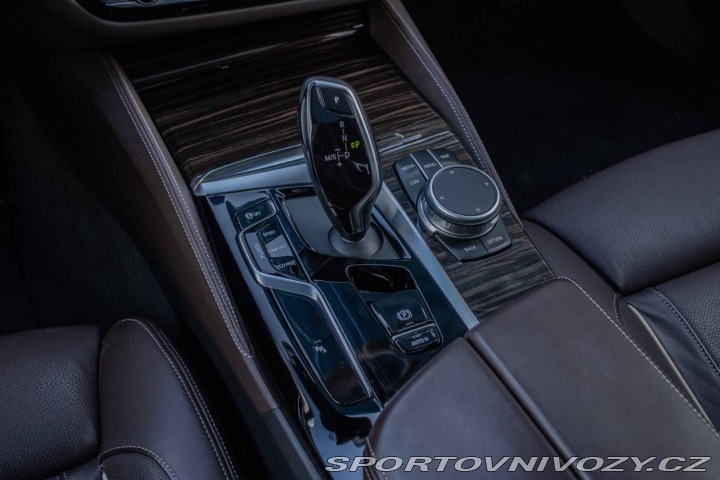 BMW 5 540d mHEV xDrive / DRAVI 2021