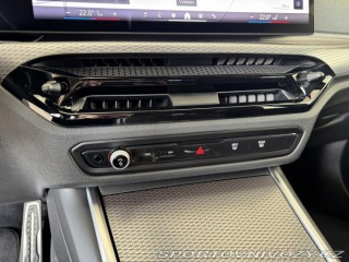 BMW 3 330i xDrive*M-SPORT*Distr 2025