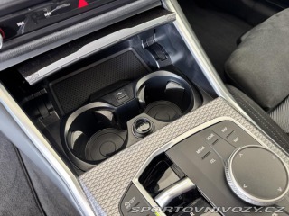 BMW 3 330i xDrive*M-SPORT*Distr 2025