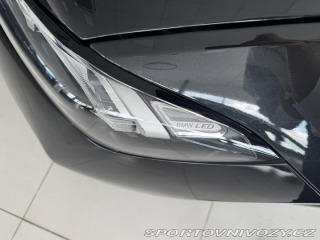 BMW 3 330i xDrive*M-SPORT*Distr 2025